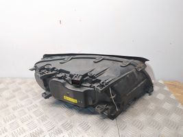 Volvo S80 Lampa przednia 