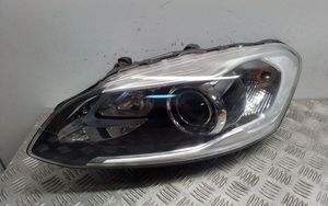 Volvo XC60 Lampa przednia 31395896