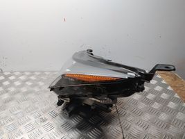 Lexus RC Lampa przednia 