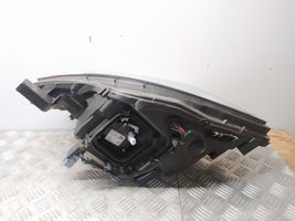 Lexus RX 330 - 350 - 400H Lampa przednia 