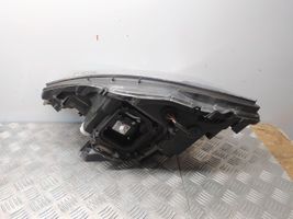 Lexus RX 330 - 350 - 400H Lampa przednia 