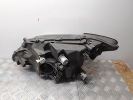 Lexus RX 330 - 350 - 400H Lampa przednia 