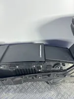 Tesla Model S Accoudoir 101024900A