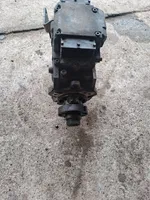 Audi A4 S4 B5 8D Polttoaineen ruiskutuksen suurpainepumppu 5352864