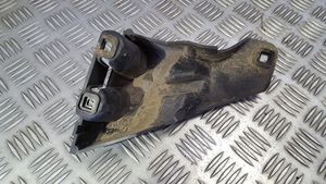 Volvo V70 Staffa di rinforzo montaggio del paraurti posteriore 08693385