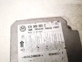 Volkswagen PASSAT B5.5 Sterownik / Moduł Airbag 1C0909605C