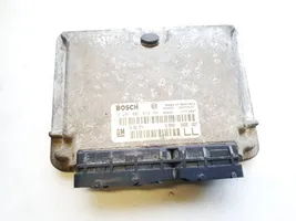 Opel Astra G Calculateur moteur ECU 0281001674