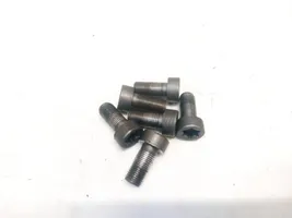 KIA Sportage Nuts/bolts 