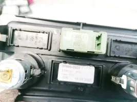 BMW 5 E60 E61 USB jungtis 6986791