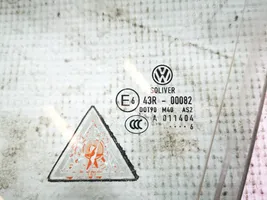 Volkswagen PASSAT B6 Pagrindinis priekinių durų stiklas (keturdurio) 