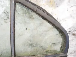 Mitsubishi Galant Mažasis "A" galinių durų stiklas 