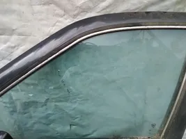 Lancia Kappa Pagrindinis priekinių durų stiklas (keturdurio) 