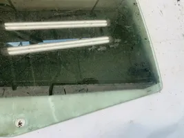 BMW 3 E46 aizmugurējo durvju stikls 