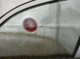 Mazda 626 Etuoven ikkunalasi, neliovinen malli 