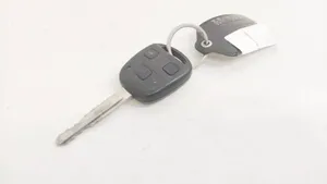 Toyota Avensis T250 Užvedimo raktas (raktelis)/ kortelė 