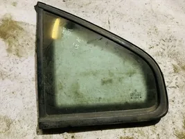 Volkswagen PASSAT B5 Rear side window/glass 