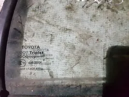 Toyota Carina T190 Ventanilla de ventilación de la puerta trasera 