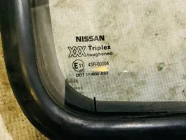 Nissan Micra Fenêtre latérale avant / vitre triangulaire 