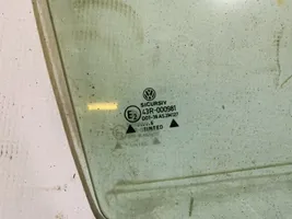 Volkswagen PASSAT B4 Takaoven ikkunalasi 