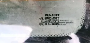 Renault Laguna I Заднее боковое стекло кузова 