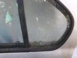 Nissan Primera Fenêtre latérale vitre arrière 