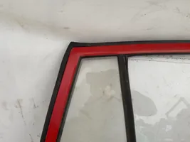 Toyota Corolla E80 Fenêtre latérale vitre arrière 
