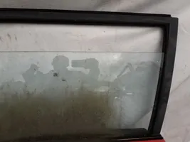 Mazda 323 Vitre de fenêtre porte avant (4 portes) 