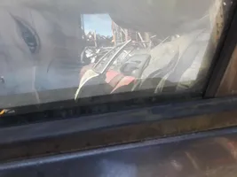 Mitsubishi Colt Vitre de fenêtre porte avant (4 portes) 