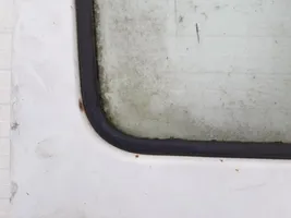 Fiat Ducato Vetro del finestrino della portiera anteriore - quattro porte 