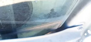 Volkswagen Jetta V Etuoven ikkunalasi, neliovinen malli 