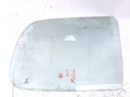 Nissan Serena Rear side window/glass 