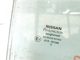 Nissan Almera N16 Pagrindinis galinių durų stiklas 