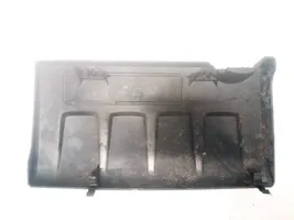 Opel Corsa D Variklio dangtis (apdaila) 55561431