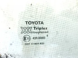 Toyota Carina T190 Etuoven ikkunalasi, neliovinen malli 