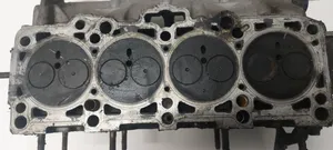 Volkswagen PASSAT B5.5 Testata motore 038103373