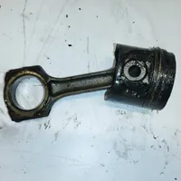 Peugeot 607 Piston avec bielle 