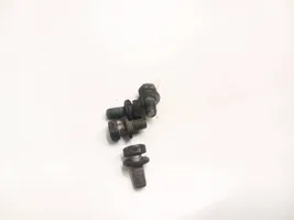 Dacia Logan I Nuts/bolts 