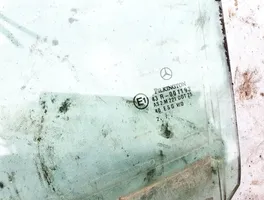 Mercedes-Benz C W203 Vitre de fenêtre porte avant (4 portes) 