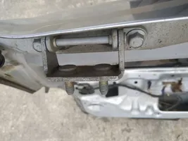 Subaru Legacy Tailgate/trunk/boot hinge 