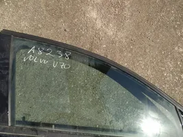 Volvo V70 Front door window glass four-door 