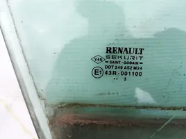Renault Megane II Etuoven ikkunalasi, neliovinen malli 