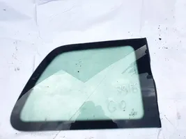 Peugeot 307 Fenêtre latérale avant / vitre triangulaire 
