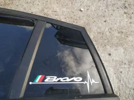 Fiat Bravo Vetro del deflettore posteriore 