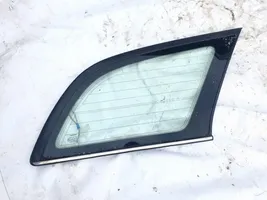 Toyota Avensis T250 Fenêtre latérale avant / vitre triangulaire 