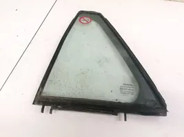 Toyota Avensis T270 Rear vent window glass 6818905070