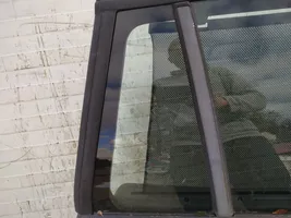 Opel Vectra C Ventanilla de ventilación de la puerta trasera 
