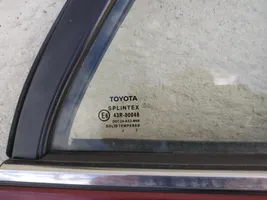 Toyota Avensis T250 Vetro del deflettore posteriore 