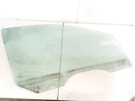 Ford Focus priekšējo durvju stikls (četrdurvju mašīnai) 