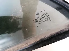Toyota Avensis T250 Takakulmaikkunan ikkunalasi 