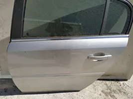 Opel Signum Aizmugurējās durvis pilkos